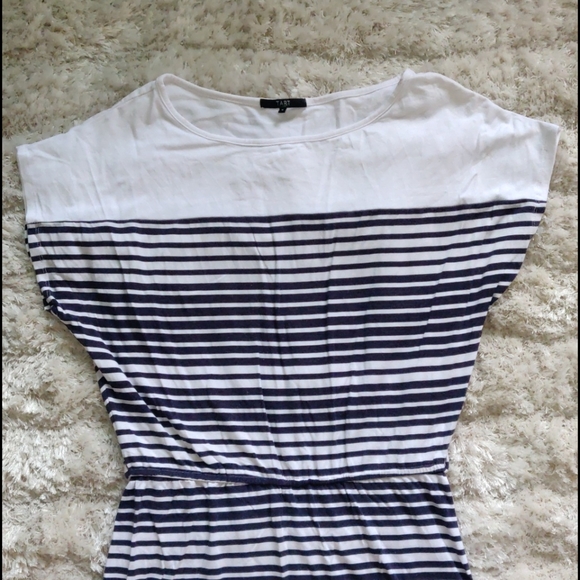 EUC Striped dress - Picture 2 of 3